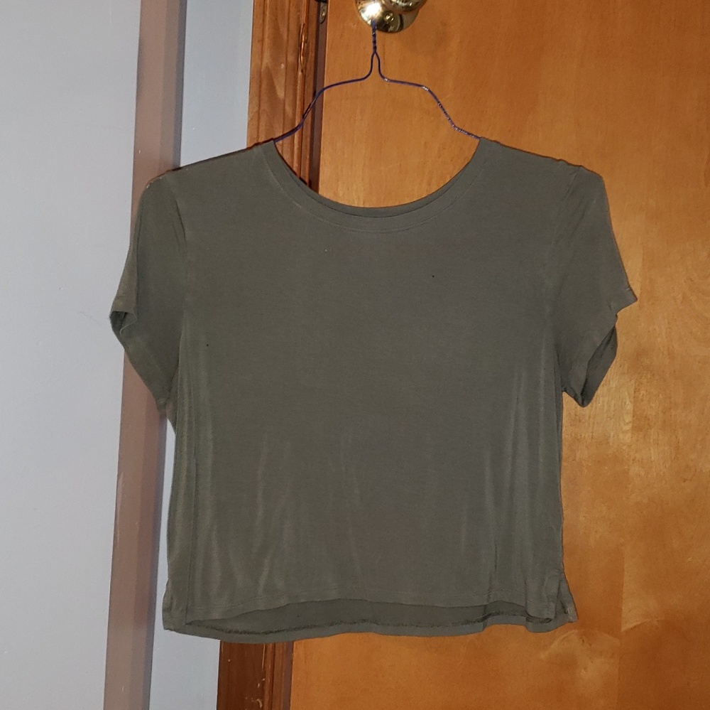 Dark Green t shirt